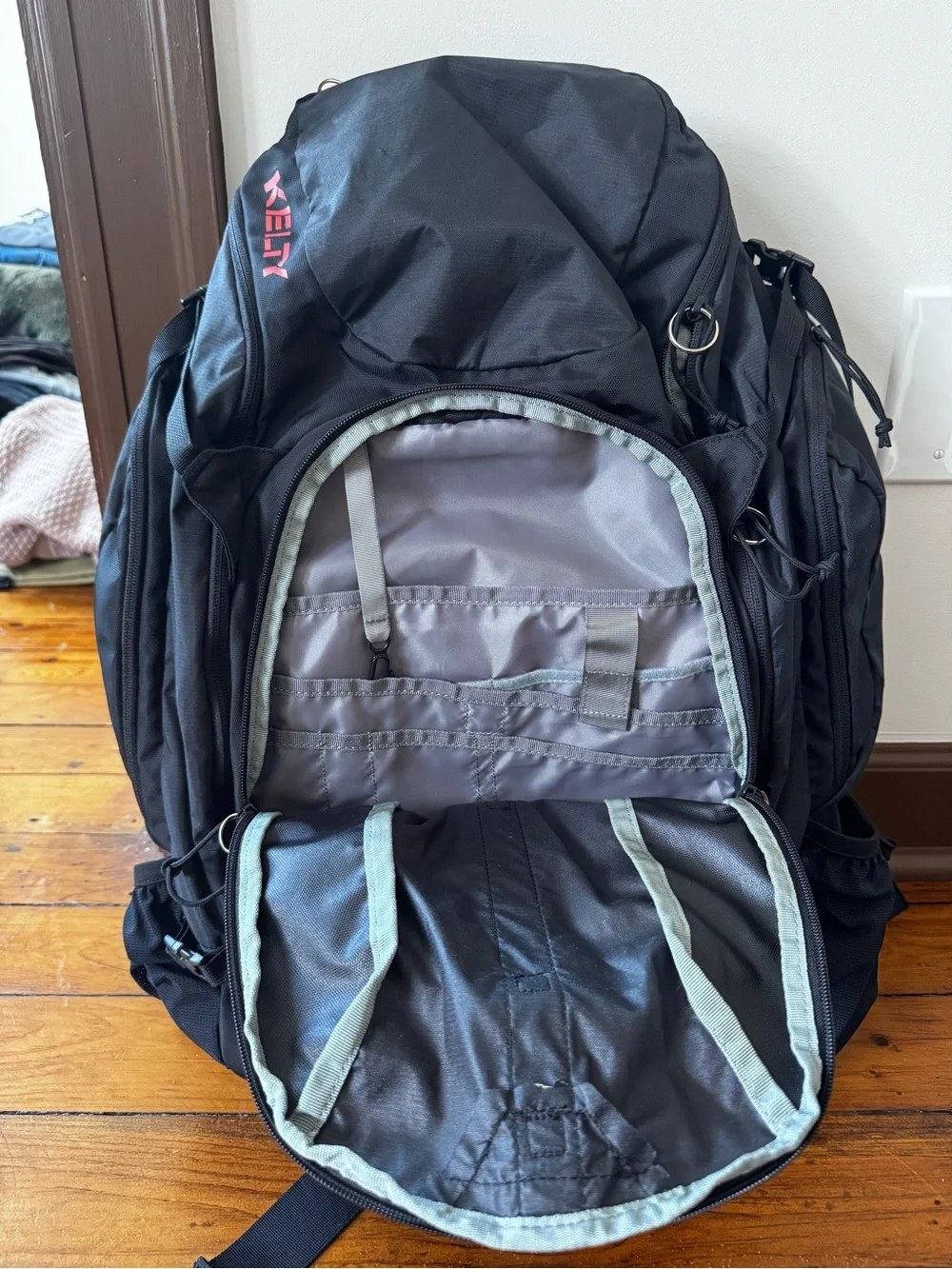 Redwing 44 Black All-Purpose Hiking Backpack